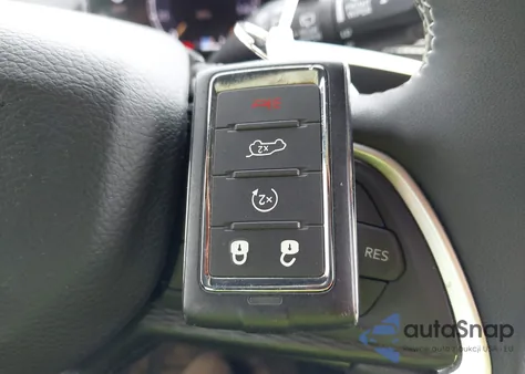 2024 Jeep Grand Cherokee L Altitude 4X4 z USA, uszkodzony, nr VIN 1C4RJKAG2R8557504